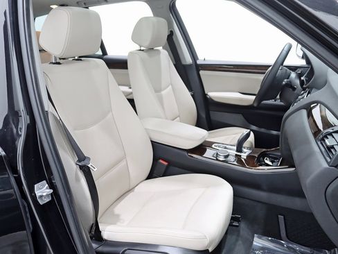 Used 2017 BMW X3 xDrive28i image 28