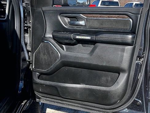 Used 2019 RAM 1500 Laramie image 29