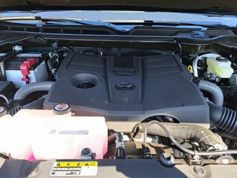 New 2026 Toyota Tundra Platinum AWD/4WD image 16