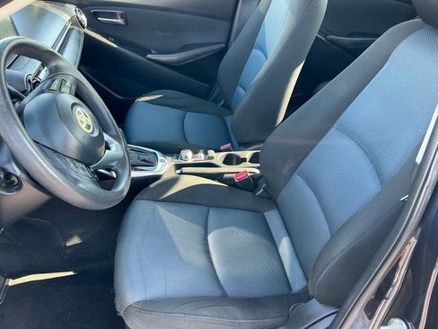 Used 2018 Toyota Yaris iA FWD image 14
