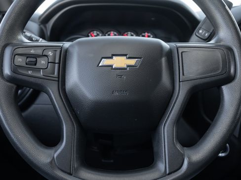 Used 2022 Chevrolet Silverado 1500 Custom image 23