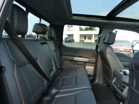 New 2026 Ford F250 Lariat w/ Black Appearance Package AWD/4WD image 13