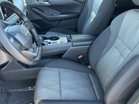 New 2026 Nissan Rogue SV FWD image 30