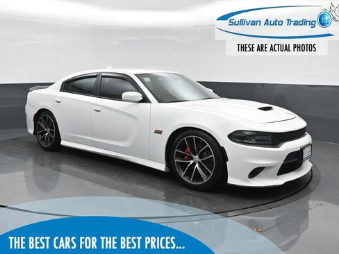 Used 2016 Dodge Charger R/T Scat Pack image 1