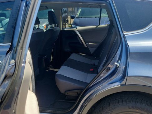 Used 2013 Toyota RAV4 LE FWD image 25