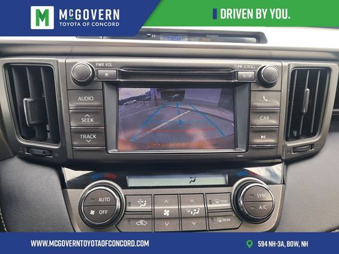 Used 2013 Toyota RAV4 XLE AWD/4WD image 29