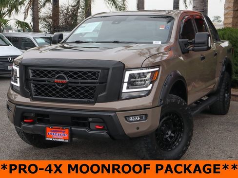 Used 2021 Nissan Titan PRO-4X w/ Pro-4x Convenience Package image 4
