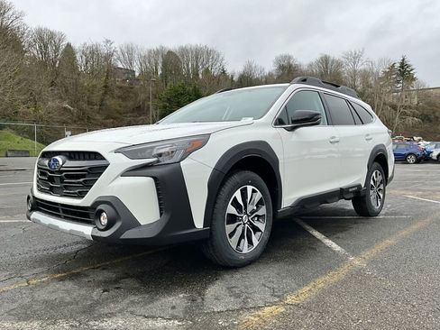 New 2025 Subaru Outback Limited image 4