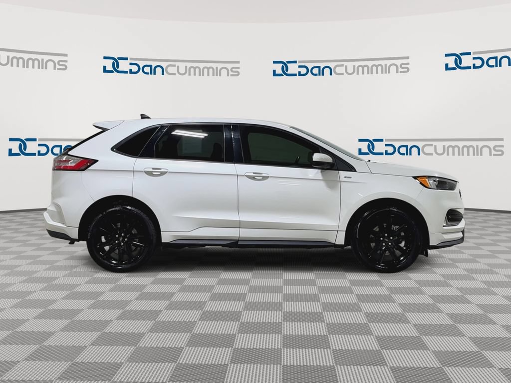 Used 2024 Ford Edge ST-Line w/ Class II Trailer Tow Package AWD/4WD image 9