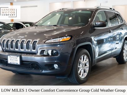 Used 2017 Jeep Cherokee Latitude w/ Comfort/Convenience Group