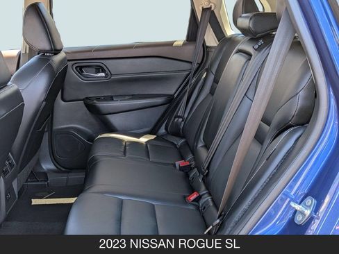Used 2023 Nissan Rogue SL FWD image 15