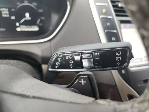 Used 2020 Lincoln Nautilus Reserve w/ Equipment Group 201A FWD image 35
