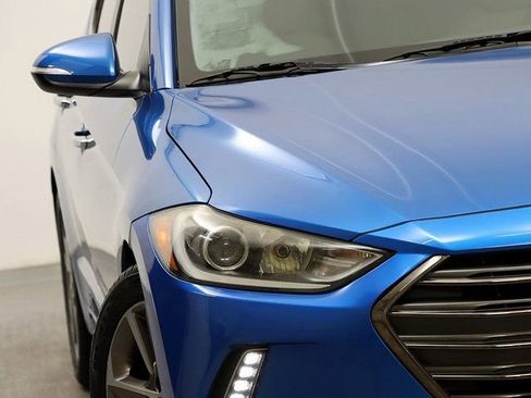 Used 2017 Hyundai Elantra Limited w/ Limited Ultimate Package 05 FWD image 4