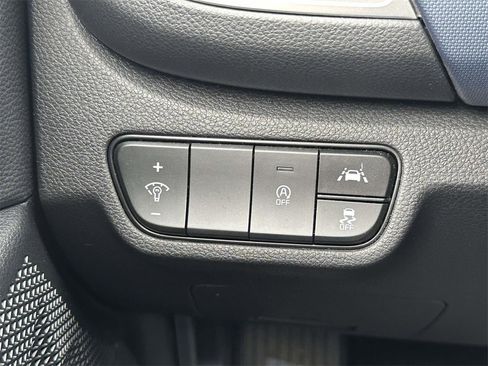 Used 2023 Kia Seltos S w/ Navigation Package image 19