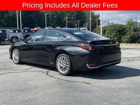 Used 2019 Lexus ES 300h w/ Accessory Package 2 FWD image 3