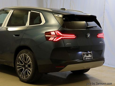 New 2026 BMW X3 xDrive30 w/ Premium Package image 8