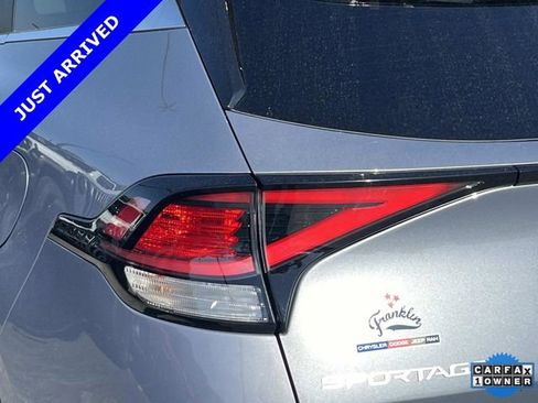 Used 2024 Kia Sportage EX FWD image 10