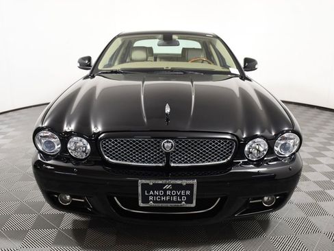 Used 2009 Jaguar XJ8 RWD image 10