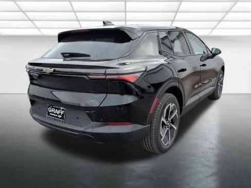 New 2026 Chevrolet Equinox EV LT image 28