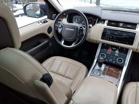 Used 2020 Land Rover Range Rover Sport HSE image 17