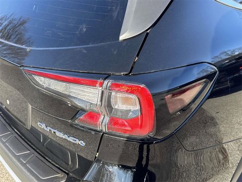 New 2025 Subaru Outback Limited image 10