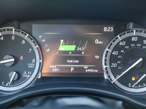 Used 2022 Toyota Highlander XLE image 27