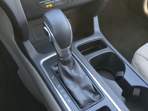 Used 2019 Ford Escape SE image 33