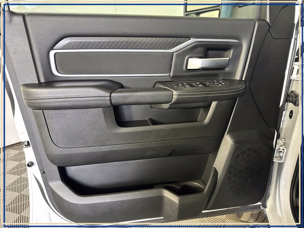 Used 2026 RAM 2500 Big Horn AWD/4WD image 32