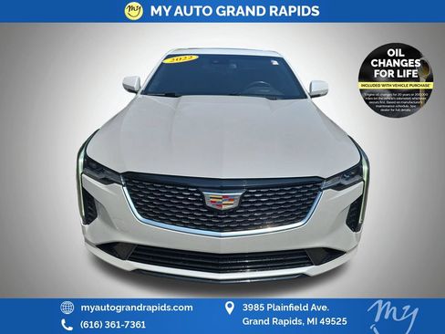 Used 2022 Cadillac CT4 Luxury w/ Sun And Sound Package AWD/4WD image 2