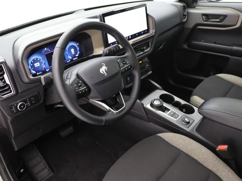 Used 2025 Ford Bronco Sport Big Bend w/ Convenience Package image 14