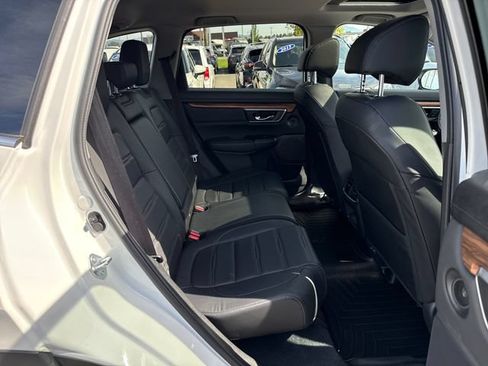 Used 2021 Honda CR-V Touring image 10