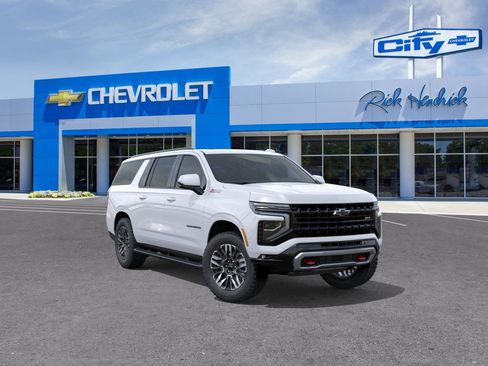 New 2026 Chevrolet Suburban Z71 AWD/4WD image 2