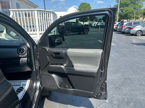 Used 2023 Toyota Tacoma SR5 w/ Technology Package RWD image 21