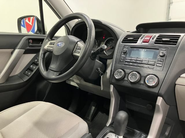 Used 2015 Subaru Forester 2.5i Premium w/ All-Weather Package AWD/4WD image 41