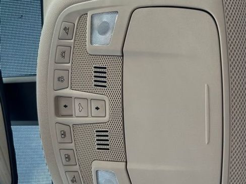 Used 2017 Lincoln MKC Reserve w/ Lincoln MKC Climate Package FWD image 17