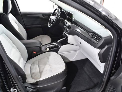 Used 2023 Ford Escape Active image 10