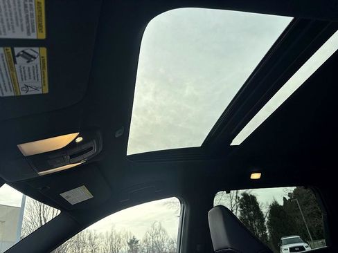 New 2026 INFINITI QX60 Sport image 20