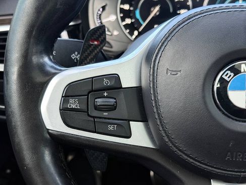 Used 2019 BMW 530e w/ M Sport Package RWD image 18