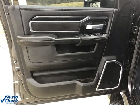 Used 2023 RAM 3500 Laramie image 25