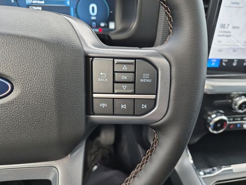 New 2025 Ford F150 Lariat w/ Equipment Group 502A High image 29