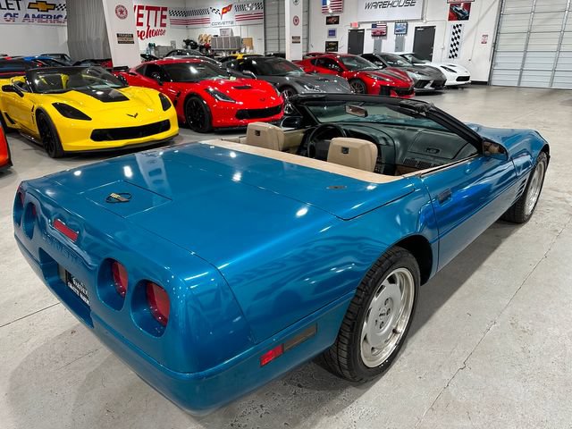 Used 1992 Chevrolet Corvette Convertible RWD image 27