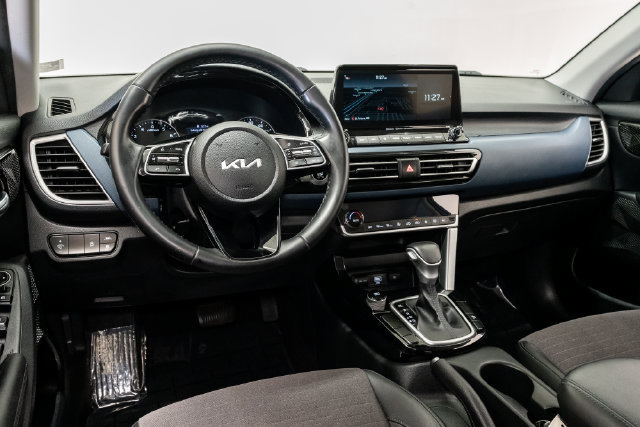 Used 2022 Kia Seltos S FWD image 7