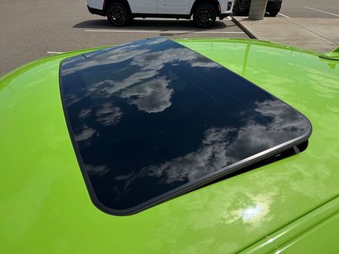 Used 2019 Dodge Challenger R/T Scat Pack w/ Plus Package RWD image 9