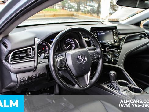 Used 2023 Toyota Camry SE image 31
