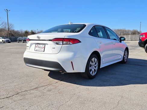 Used 2023 Toyota Corolla LE image 6