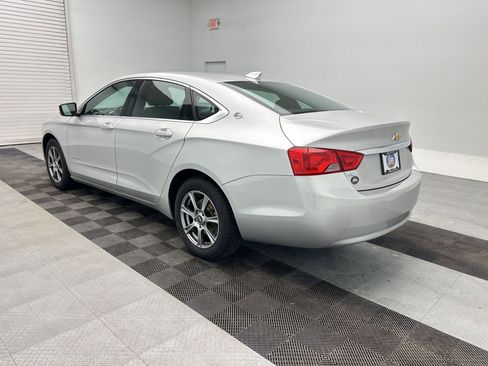 Used 2019 Chevrolet Impala LT image 3