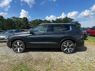 New 2025 Mitsubishi Outlander SEL video 2