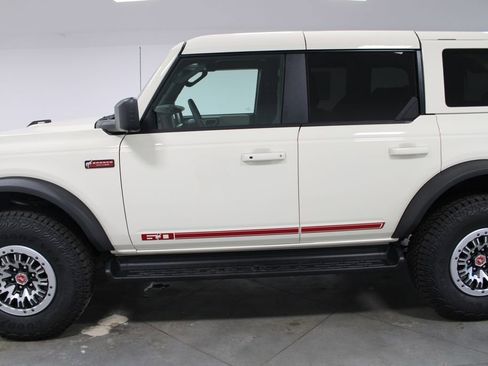 New 2026 Ford Bronco Outer Banks AWD/4WD image 5