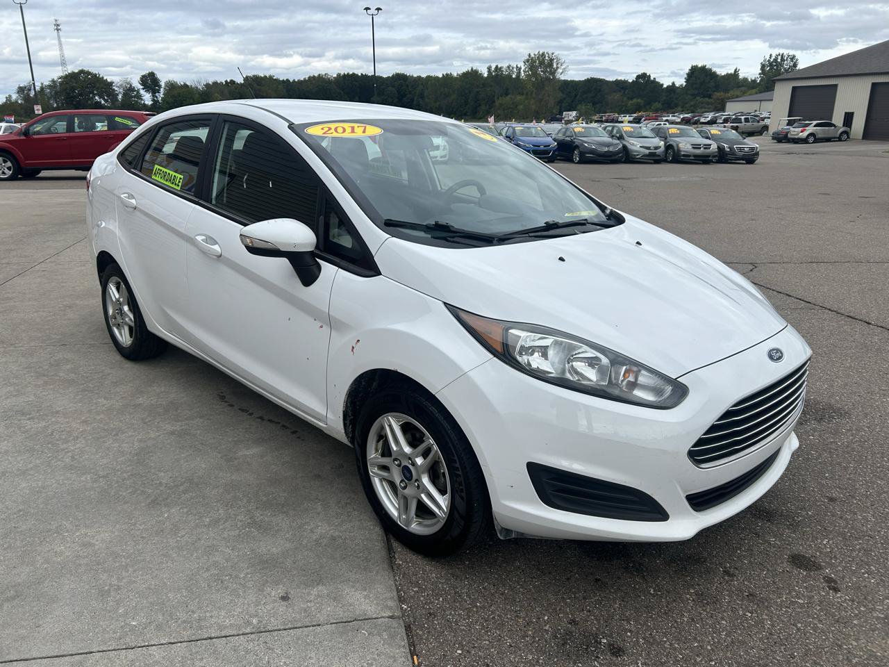 Used 2017 Ford Fiesta SE w/ Cold Weather Package FWD image 3