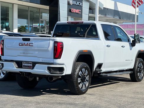 New 2026 GMC Sierra 2500 Denali w/ Denali Reserve Package AWD/4WD image 5